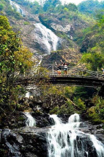 Top 10 Địa Điểm Du Lịch Sapa Đẹp Như Tranh Vẽ - Khám Phá Thiên Nhiên Hùng Vĩ