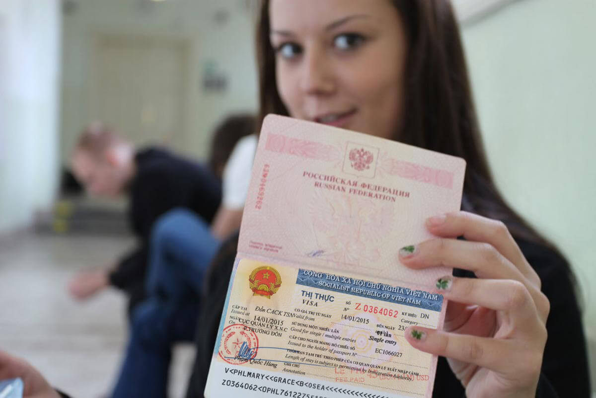 Visa Thương mại Việt Nam – Visa cho người nước ngoài vào làm việc tại Việt Nam